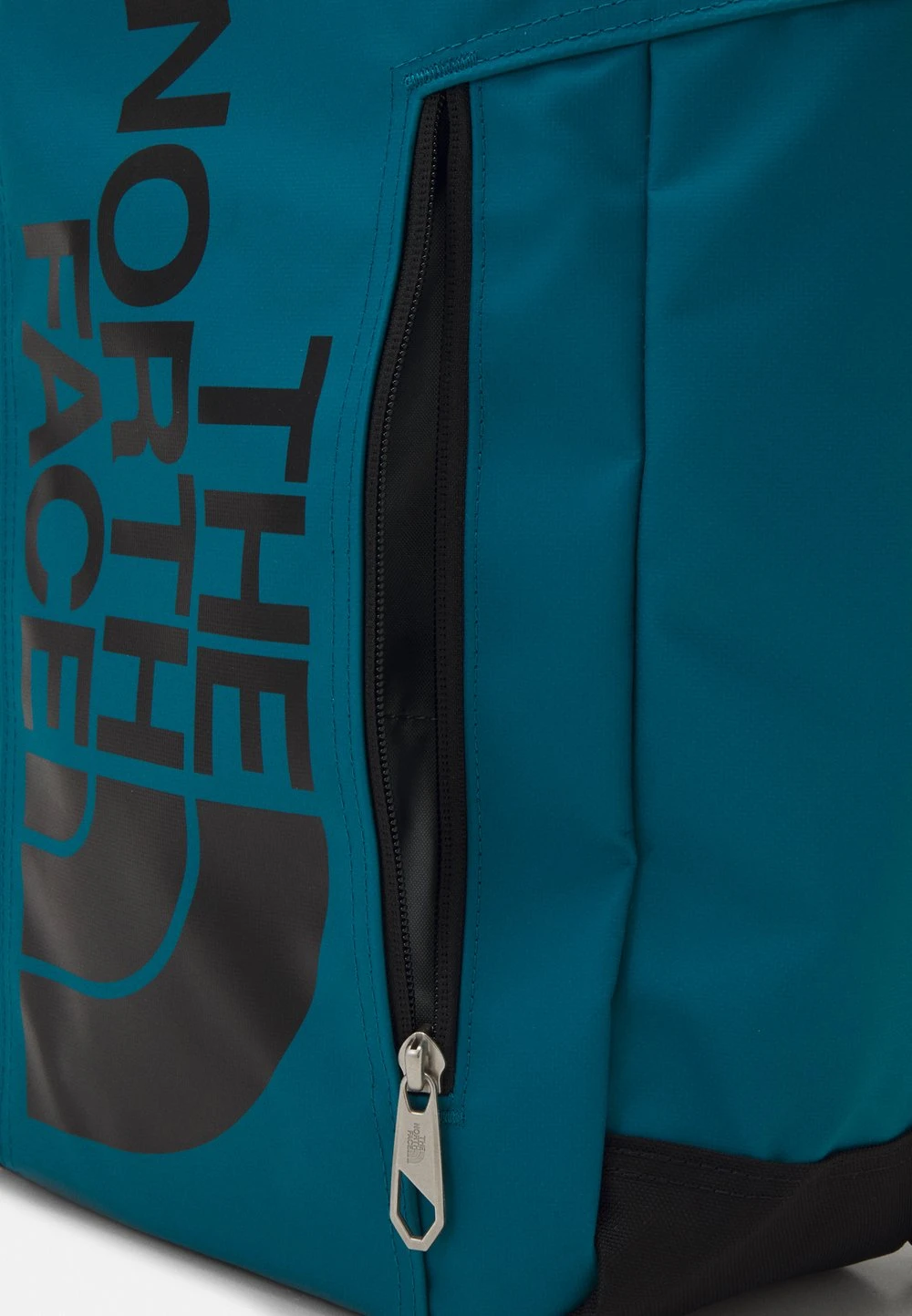 e147b2c34fe4406ca58ec3d9f120be7c.jpg The North Face Prix d’Amis BASE CAMP FUSE BOX UNISEX - Sac à dos sacs poche pour pc portable 15 pouces -THE NORTH FACE Shop e147b2c34fe4406ca58ec3d9f120be7c