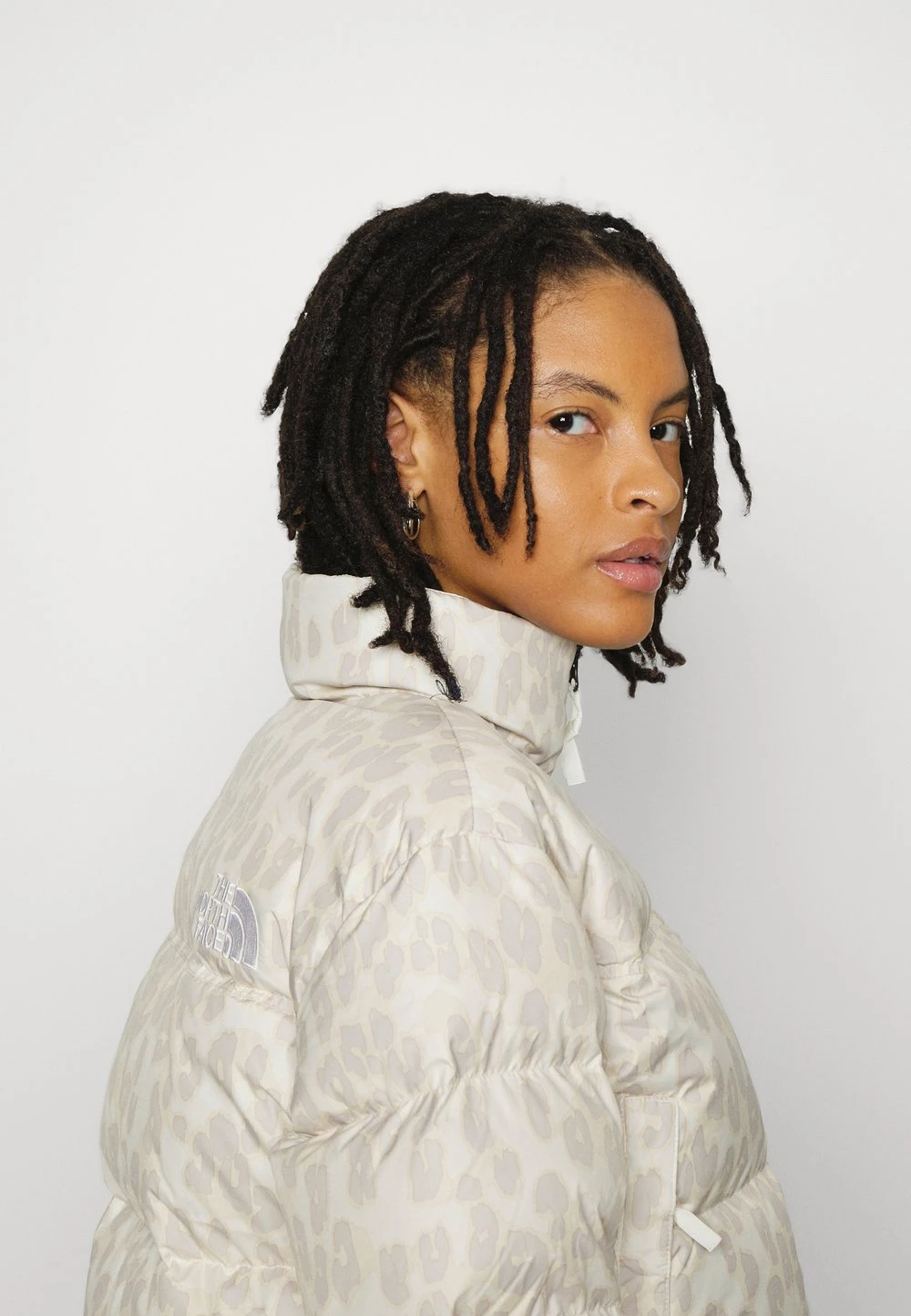 e44e2ef7a0564f37b41b4d120f62e85d.jpg The North Face Prix Incroyables PRINTED NUPTSE SHORT JACKET - Doudoune manteaux col doublé femme -THE NORTH FACE Shop e44e2ef7a0564f37b41b4d120f62e85d