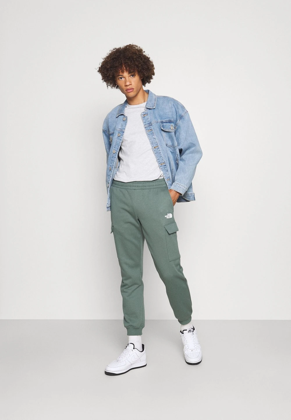 e68da8d78c274abe8dff440e8f9ede06.jpg Vendre The North Face COORDINATES PANT - Pantalon de survêtement pantalons normale male -THE NORTH FACE Shop e68da8d78c274abe8dff440e8f9ede06