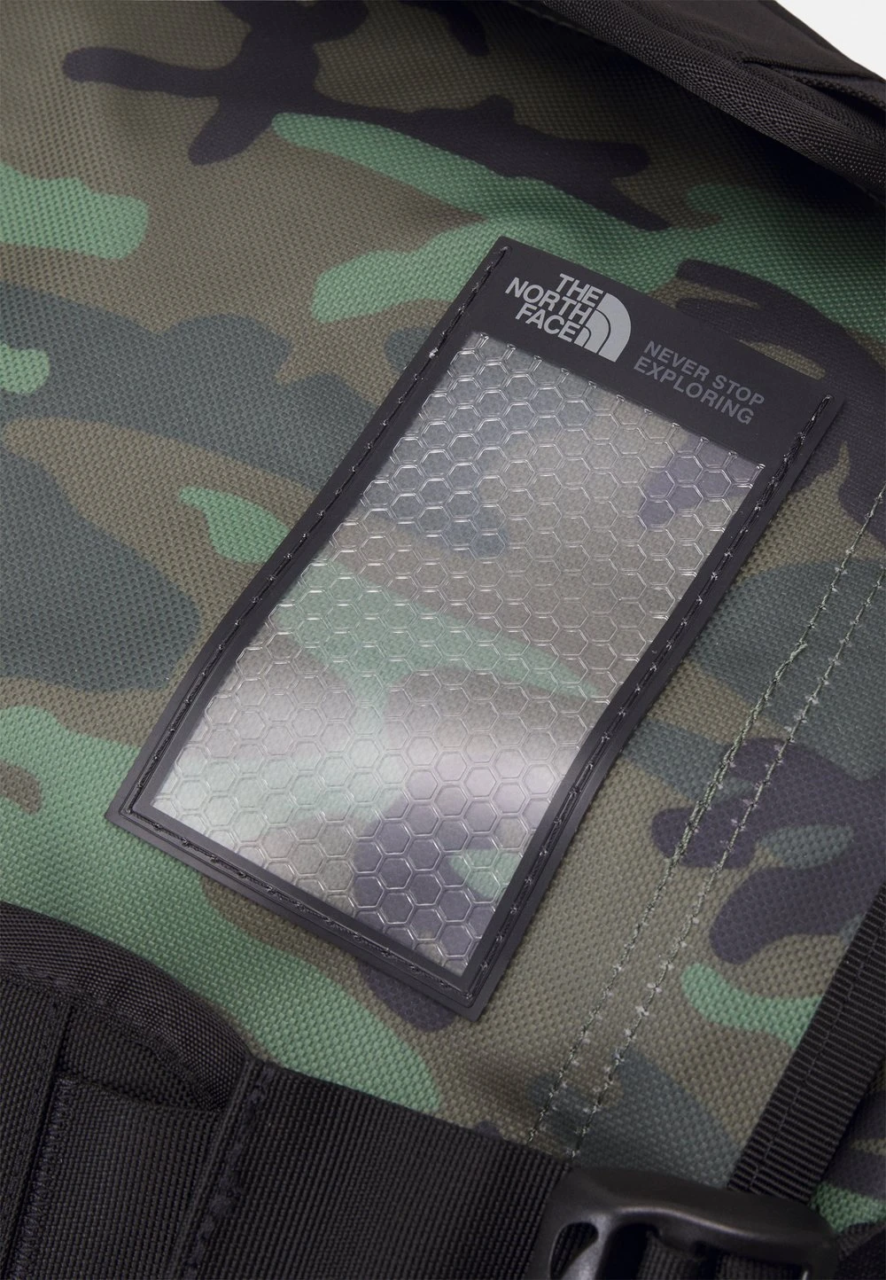 ec74cf4daf4049f3aded600e98ff8a77.jpg The North Face BASE CAMP DUFFEL M UNISEX - Sac de voyage En promotion sacs de voyage et valises sangle de compression -THE NORTH FACE Shop ec74cf4daf4049f3aded600e98ff8a77