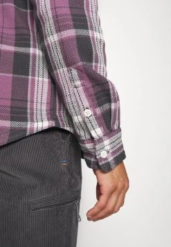 The North Face VALLEY - Chemise Soldes En Ligne vêtements randonnée homme 6 The North Face VALLEY - Chemise Soldes En Ligne vêtements randonnée homme -THE NORTH FACE Shop ed4c1ca37468468f9539c70ce6656a9f