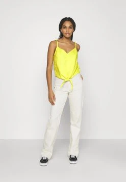 The North Face Soldes HILLROSE TANK - Débardeur t-shirts et tops col en v profond femme -THE NORTH FACE Shop ef3e9976bb1b40d197dc0076172bc074