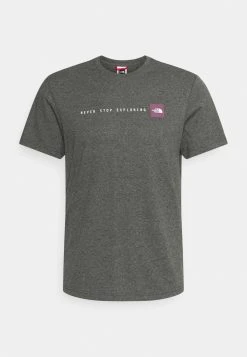 The North Face NEVER STOP EXPLORING TEE - T-shirt imprimé Prix Sacrifiés vêtements randonnée male 9 The North Face NEVER STOP EXPLORING TEE - T-shirt imprimé Prix Sacrifiés vêtements randonnée male -THE NORTH FACE Shop f033950b306349448804c428ebb89809