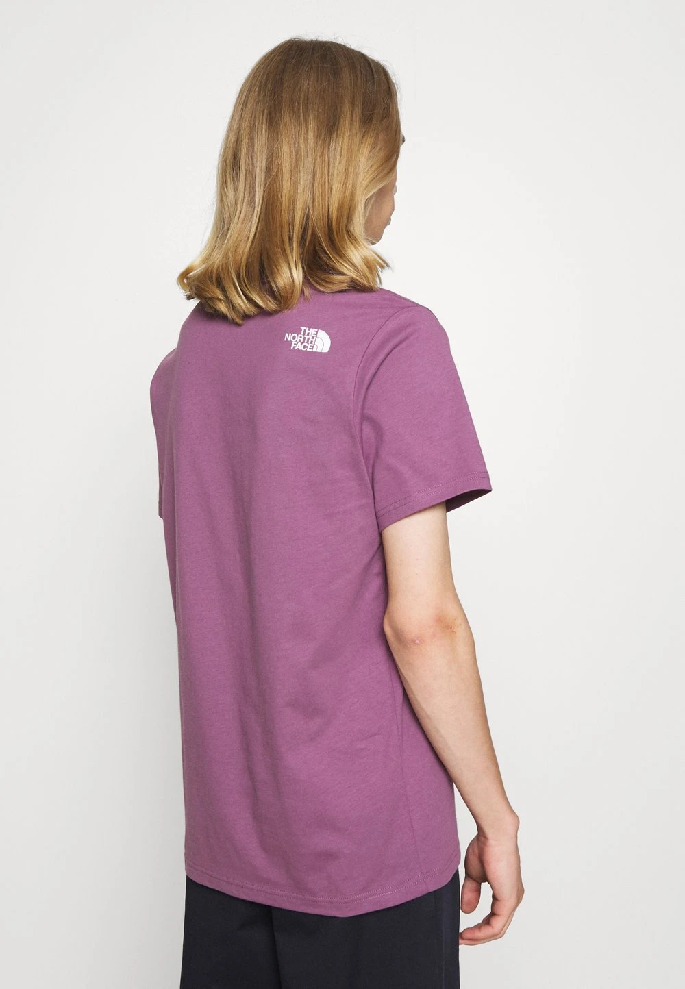 The North Face CENTRAL LOGO - T-shirt imprimé Prix Incroyables t-shirts & polos col rond male 5 The North Face CENTRAL LOGO - T-shirt imprimé Prix Incroyables t-shirts & polos col rond male – Image 3