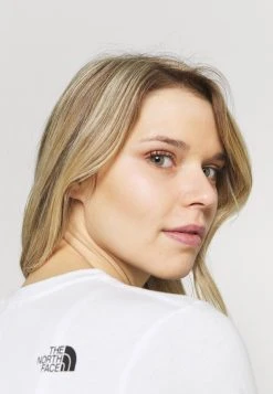 The North Face Prix Gelé SIMPLE DOME TEE - T-shirt basique vêtements fitness femme -THE NORTH FACE Shop f244b77c038a41babb7e322750af3d23