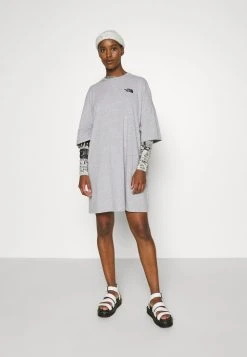 The North Face Prix Raisonnable TEE DRESS - Robe en jersey robes col rond female 6 The North Face Prix Raisonnable TEE DRESS - Robe en jersey robes col rond female -THE NORTH FACE Shop f7d09c41a8a44dc9a1eef77b84f9c41a