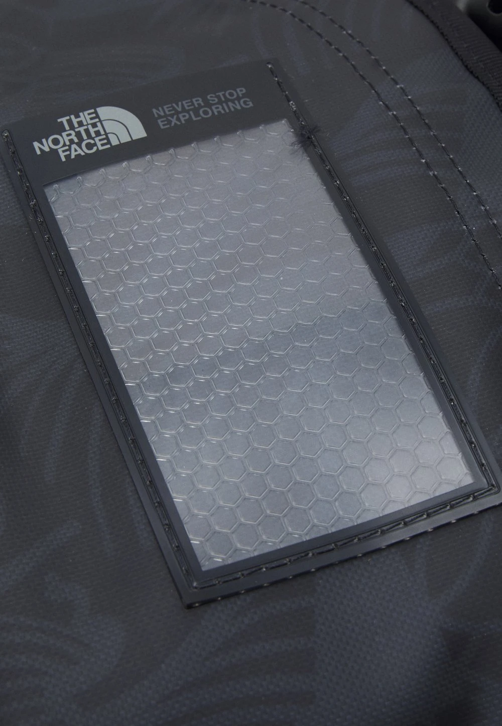 The North Face Prix d’Amis BASE CAMP DUFFEL M UNISEX - Sac de voyage sacs de voyage et valises alpinisme 9 The North Face Prix d’Amis BASE CAMP DUFFEL M UNISEX - Sac de voyage sacs de voyage et valises alpinisme – Image 7