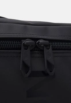 Prix Raisonnable The North Face BASE CAMP FUSE BOX UNISEX - Sac à dos sacs poche pour pc portable 15 pouces -THE NORTH FACE Shop fa9b4313e9f8408c9ccedf93bd08e67e