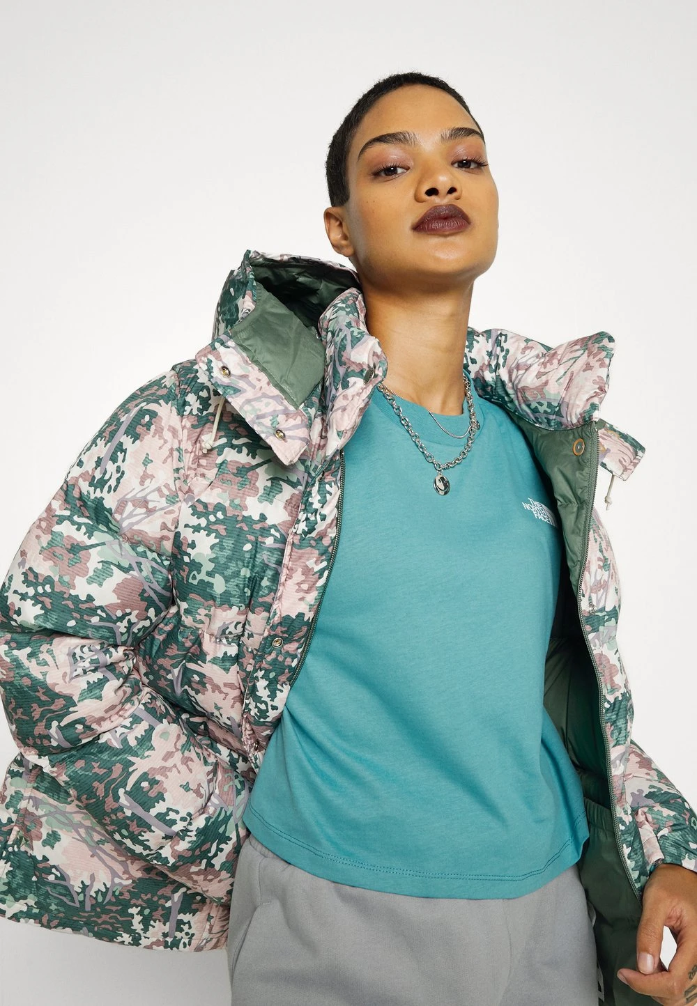 fd8ce6d183b54f2fa5f1eaac915d757b.jpg The North Face Prix Sacrifiés CROP TEE - T-shirt à manches longues t-shirts et tops col rond femme -THE NORTH FACE Shop fd8ce6d183b54f2fa5f1eaac915d757b